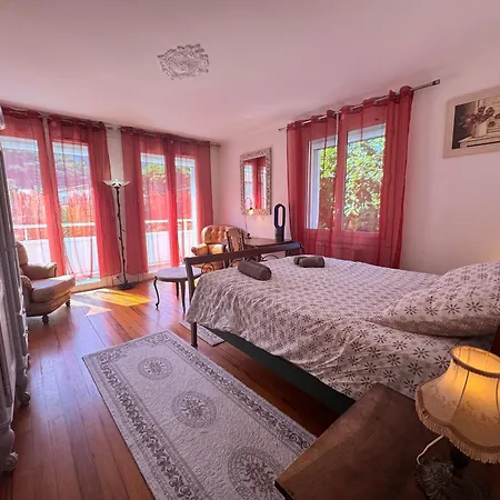 La Florence Provencale, 6 Chambres, Piscine, Veranda 度假居 迪涅莱班